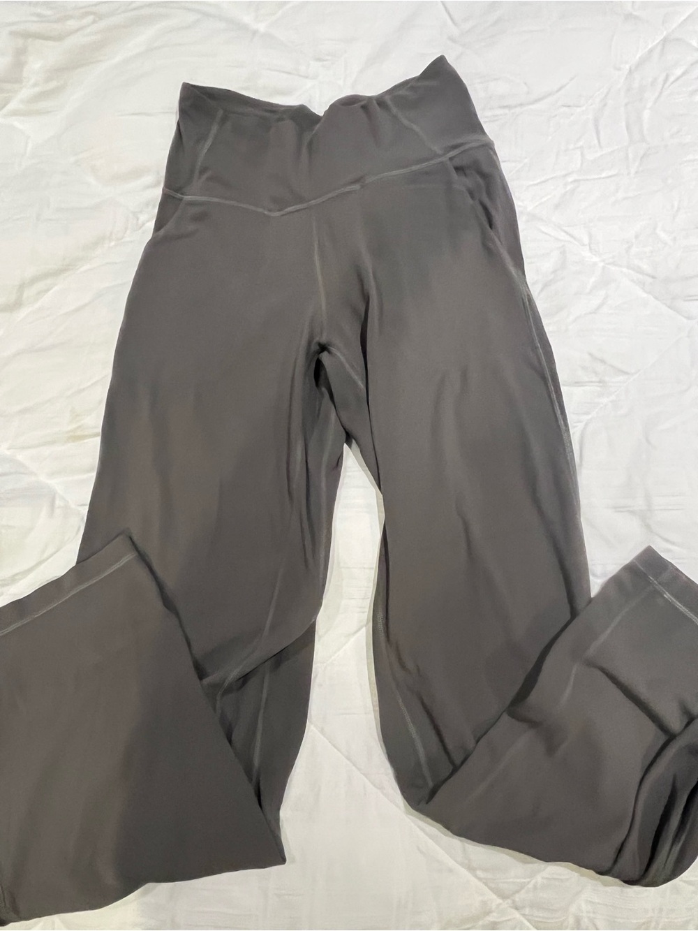 Lululemon hr align wide leg pant 31’ size 6